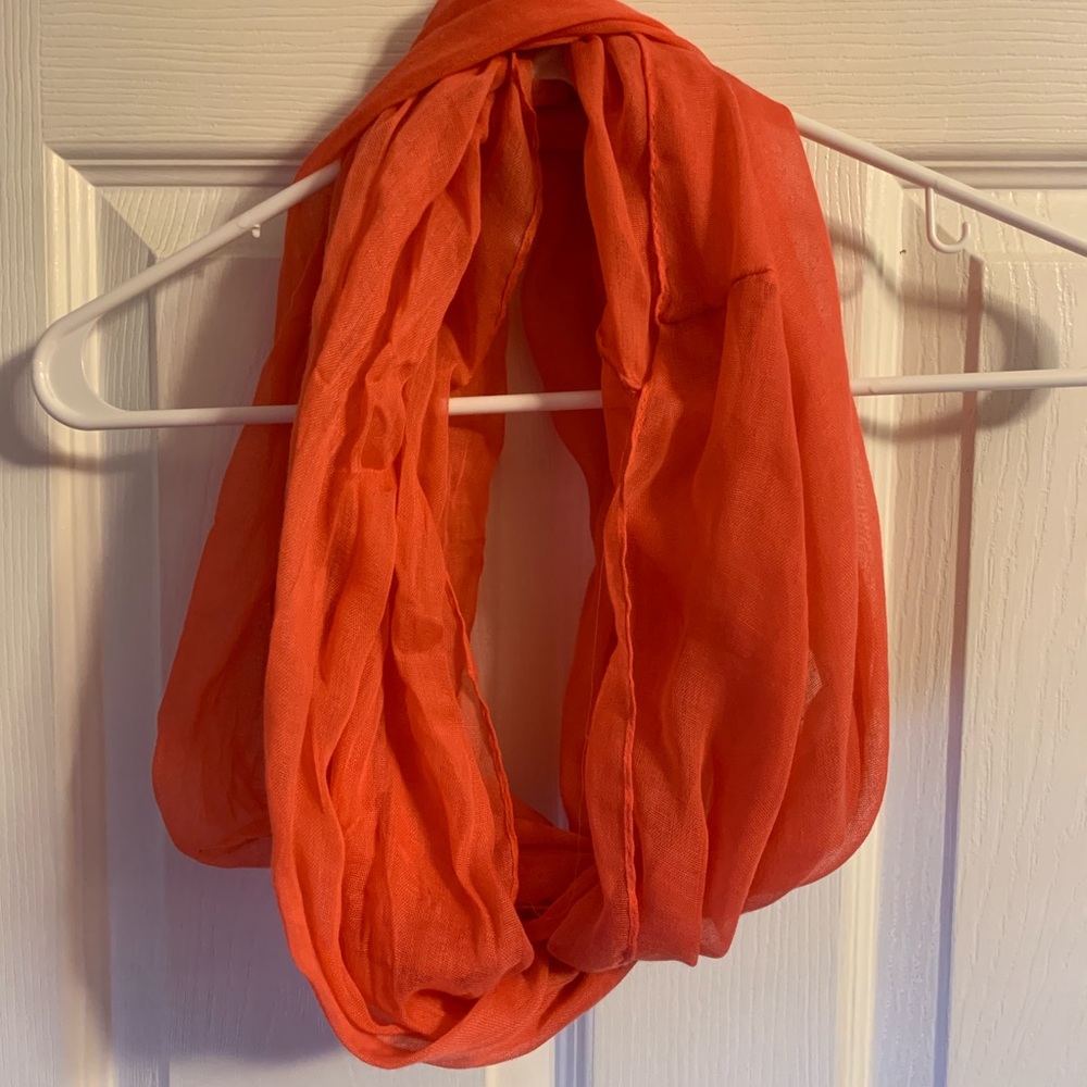 Infinity scarf